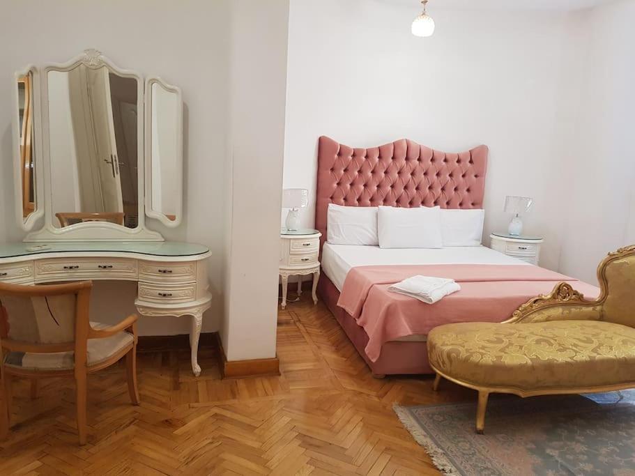 4br Ground Floor Near 5a Families Only Apartment *